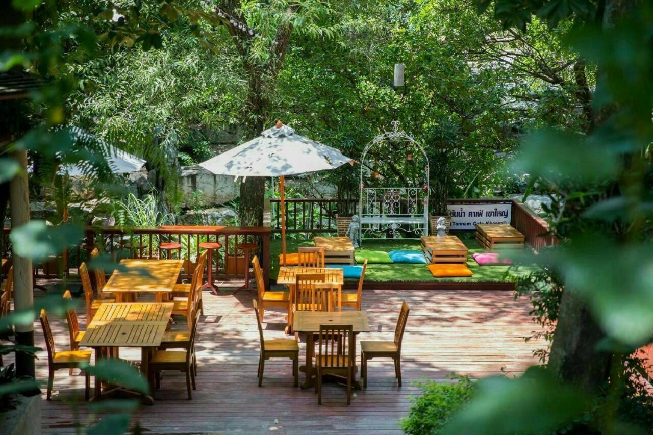 Khaoyai Lumtakong Hotel Pakchong Exterior photo